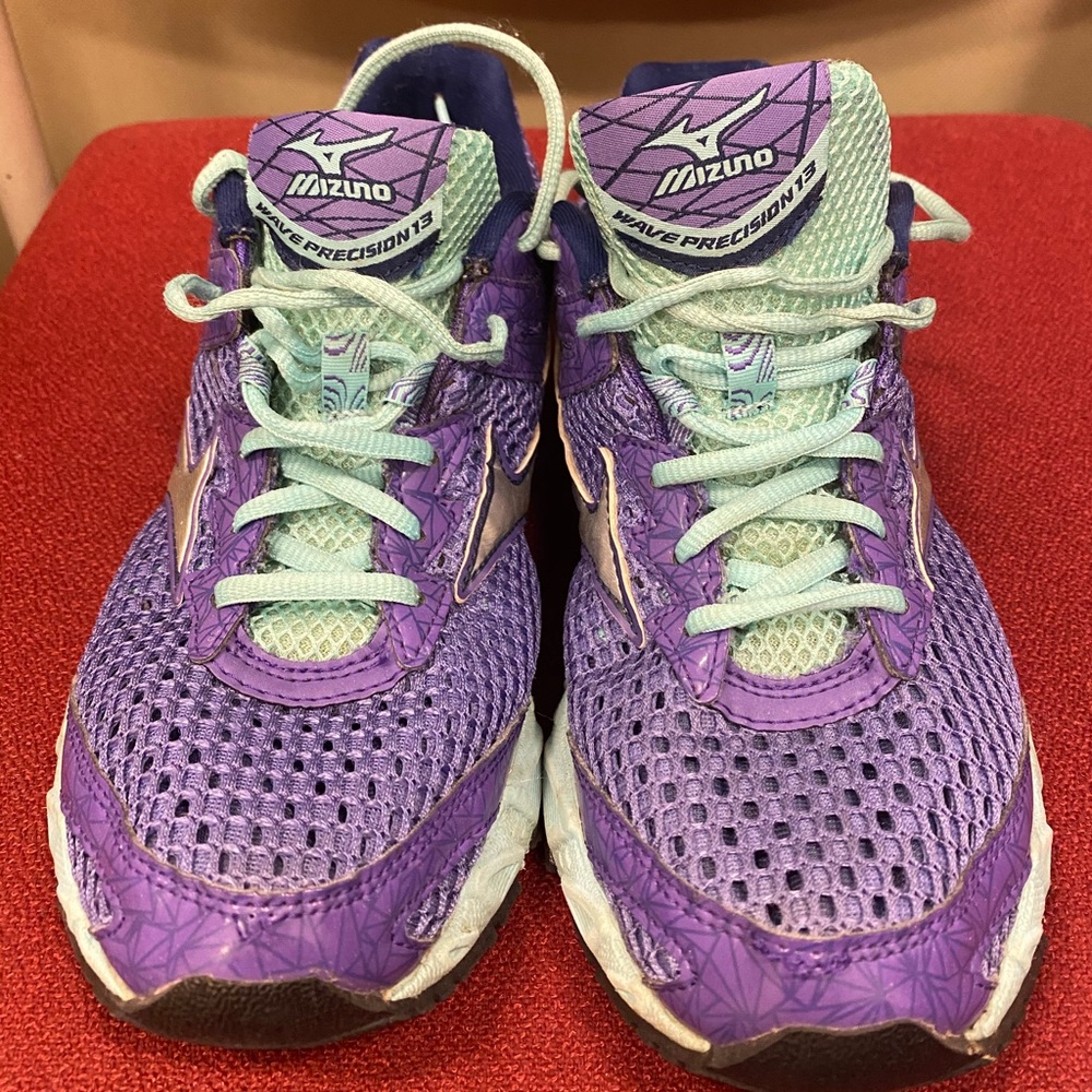 Mizuno Wave Precision 13